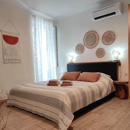 Nice Apartment In The City Center โรวีน ภายนอก รูปภาพ
